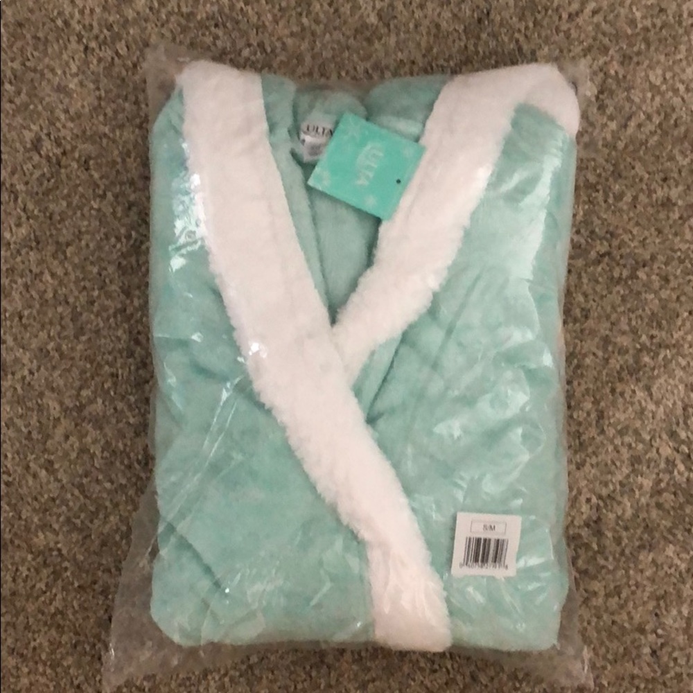 Sea Foam Green Robe